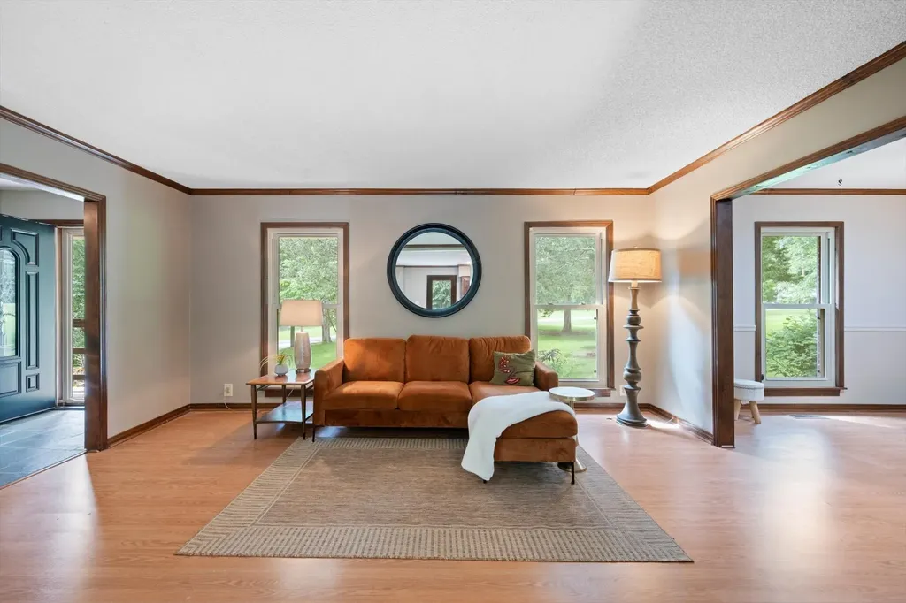 1016 Lakeview Drive Hermitage TN 37076