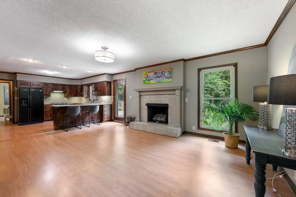 1016 Lakeview Drive Hermitage TN 37076