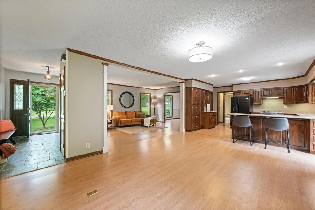 1016 Lakeview Drive Hermitage TN 37076