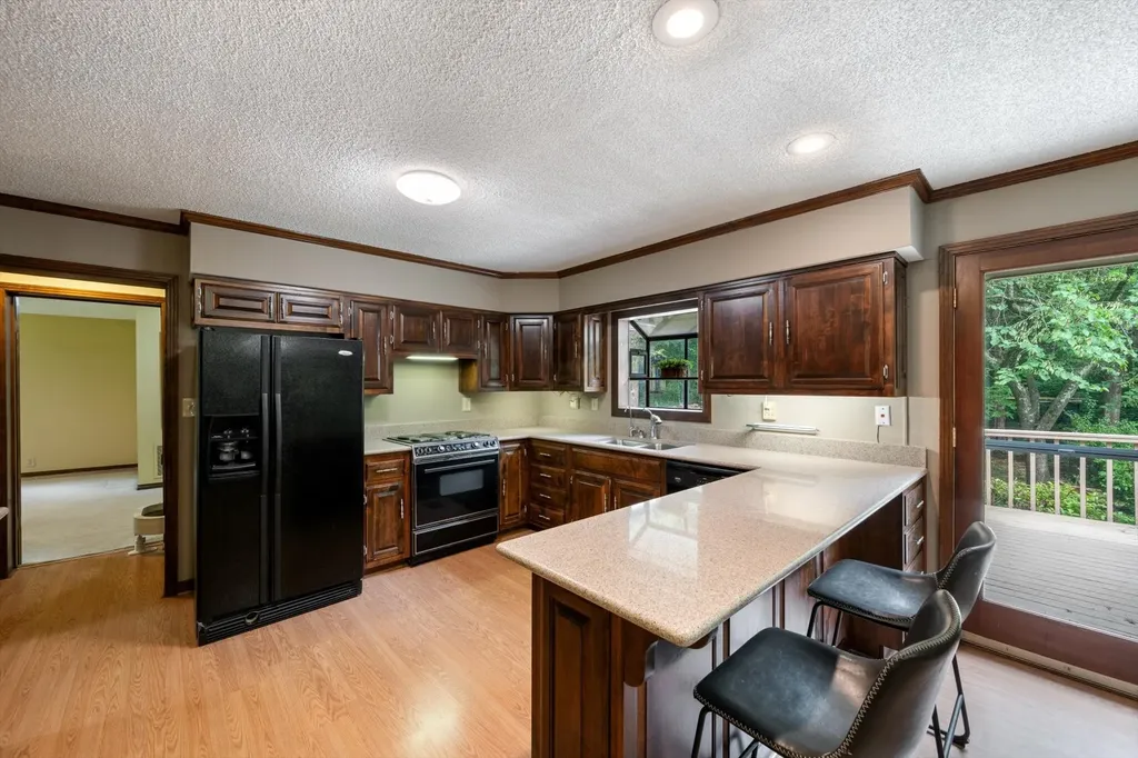 1016 Lakeview Drive Hermitage TN 37076