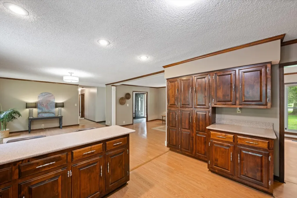 1016 Lakeview Drive Hermitage TN 37076