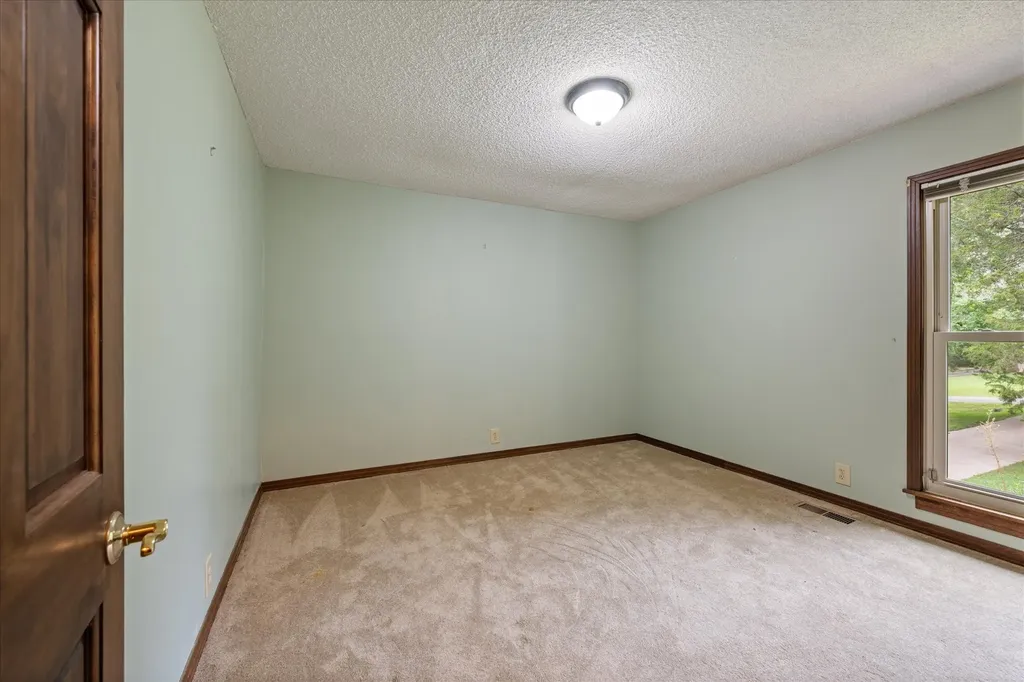 1016 Lakeview Drive Hermitage TN 37076