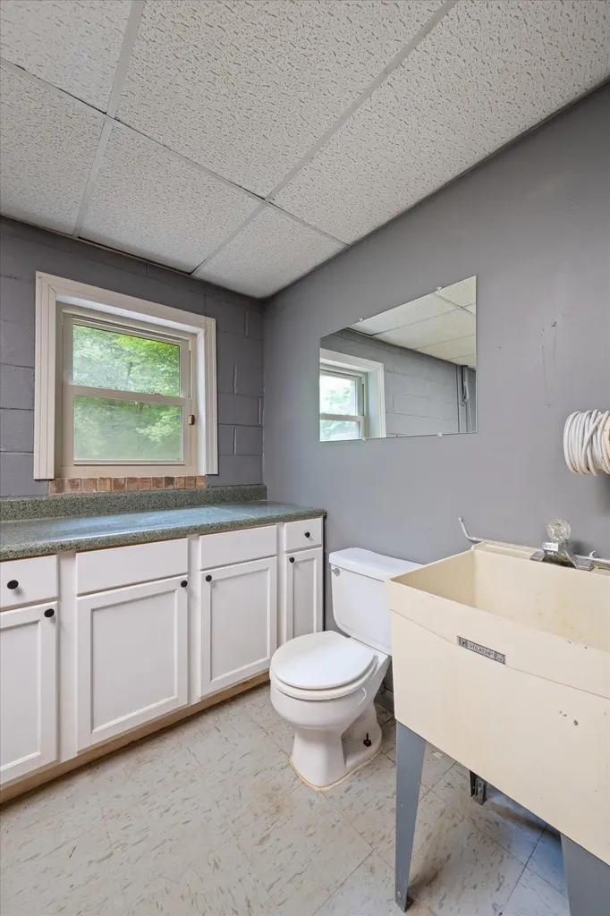 1016 Lakeview Drive Hermitage TN 37076