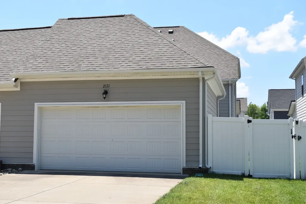2171 Hospitality Lane Murfreesboro TN 37128