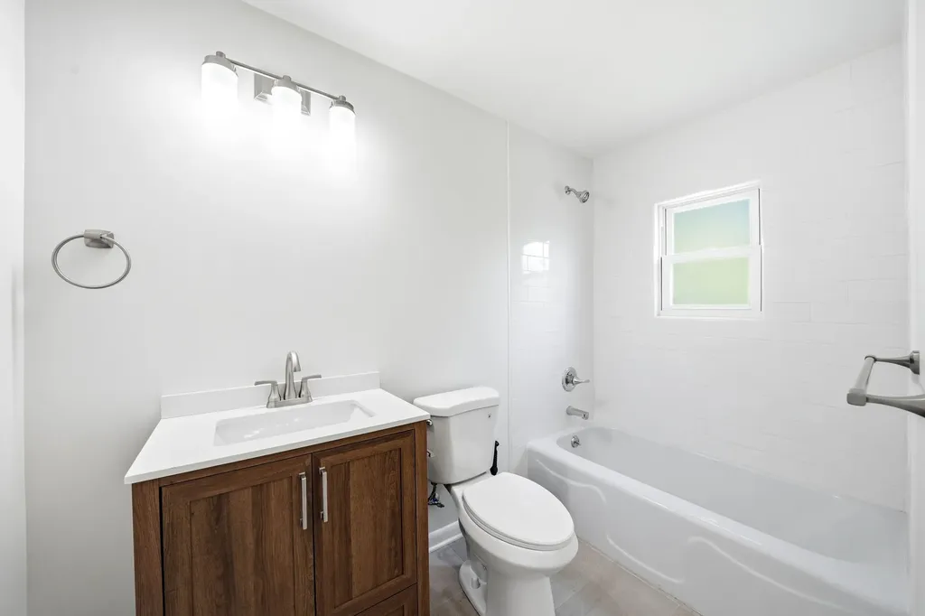 1209 Wilson Avenue Tullahoma TN 37388