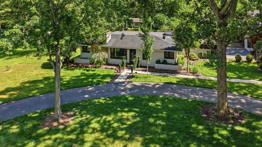 1209 Wilson Avenue Tullahoma TN 37388