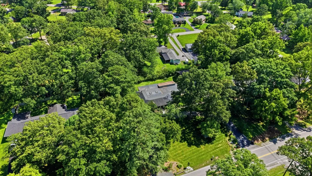 1209 Wilson Avenue Tullahoma TN 37388