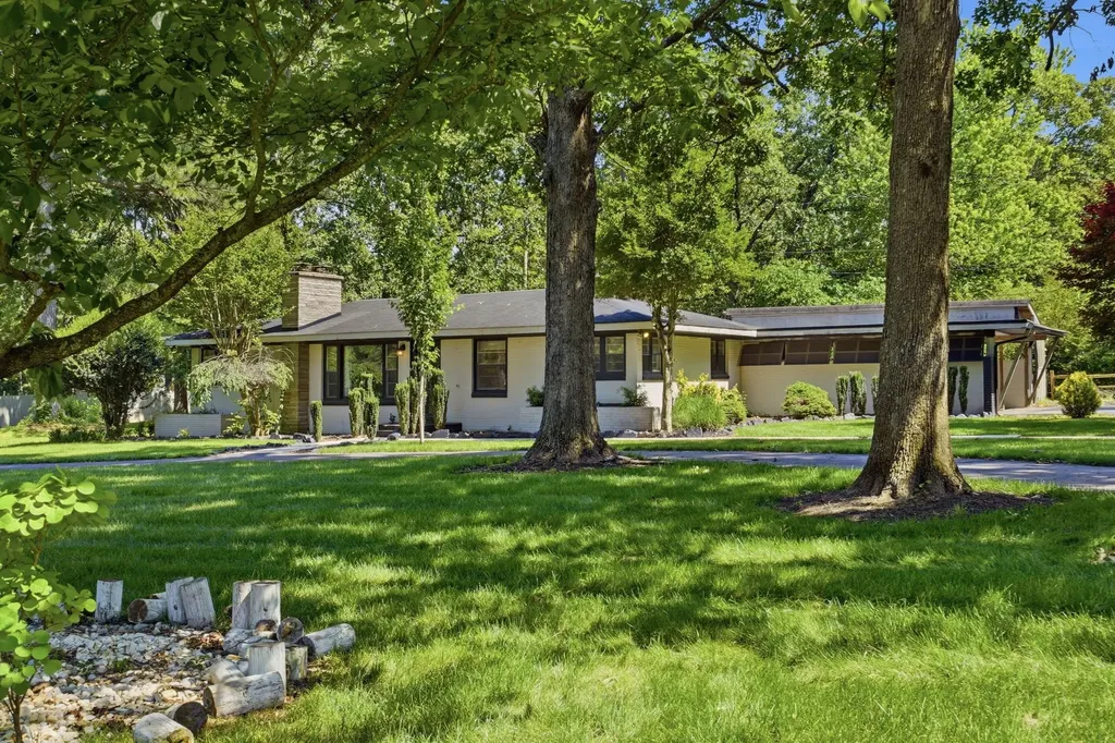 1209 Wilson Avenue Tullahoma TN 37388
