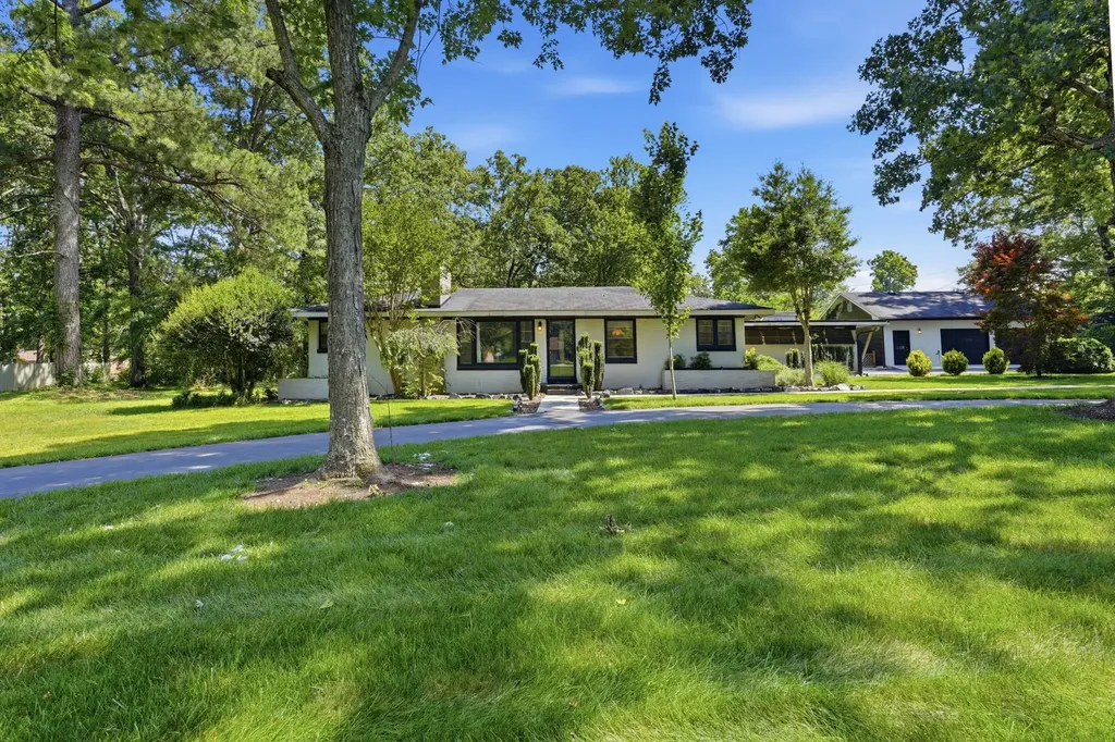 1209 Wilson Avenue Tullahoma TN 37388