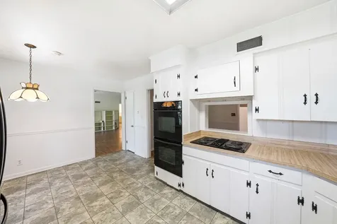 1209 Wilson Avenue Tullahoma TN 37388