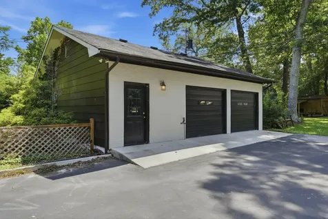 1209 Wilson Avenue Tullahoma TN 37388