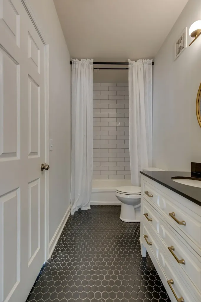 2304 Elliott Avenue Nashville TN 37204