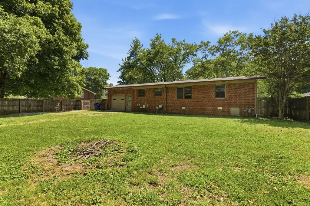 106 Burrum Drive Shelbyville TN 37160