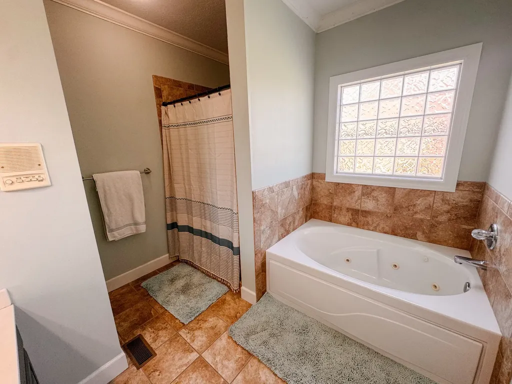 633 Jackson Road Portland TN 37148