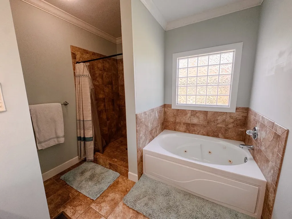 633 Jackson Road Portland TN 37148