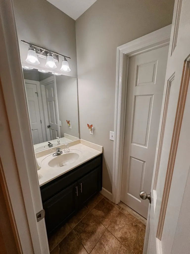 633 Jackson Road Portland TN 37148