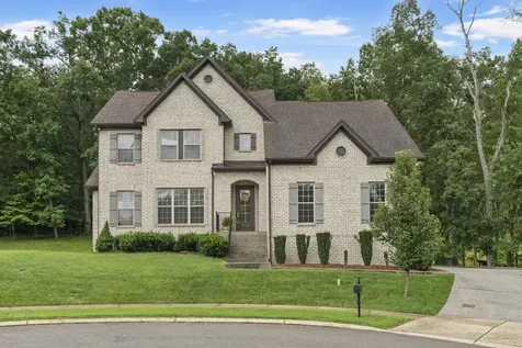137 Burntash Lane Hendersonville TN 37075