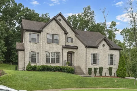 137 Burntash Lane Hendersonville TN 37075