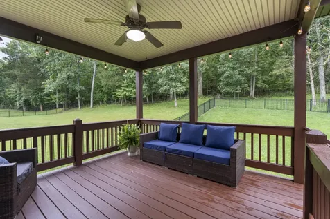 137 Burntash Lane Hendersonville TN 37075
