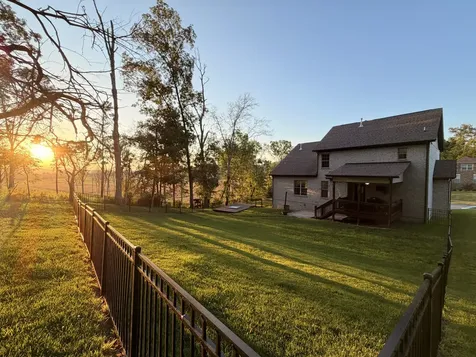 137 Burntash Lane Hendersonville TN 37075