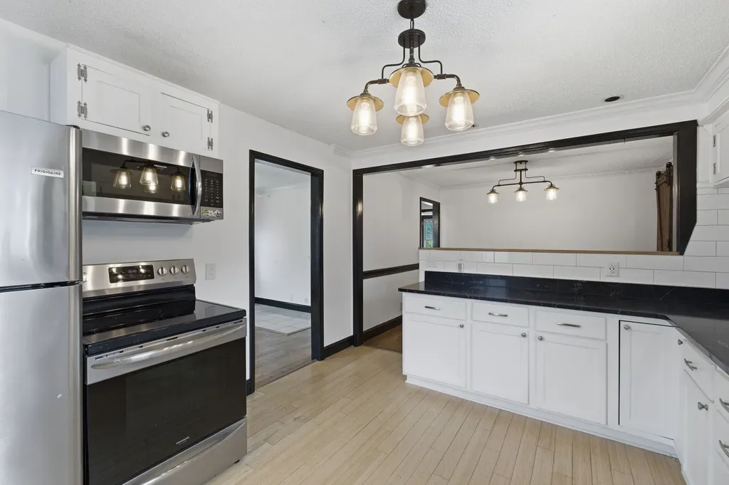 952 Colfax Drive Nashville TN 37214