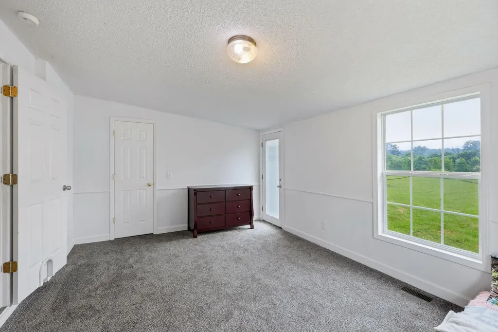 871 Kile Lake Road, SE Cleveland TN 37323