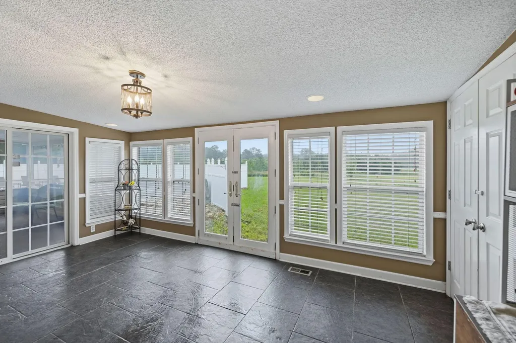 871 Kile Lake Road, SE Cleveland TN 37323