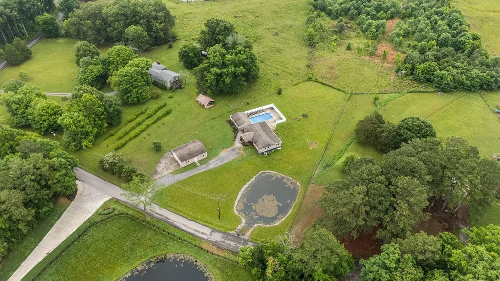 871 Kile Lake Road, SE Cleveland TN 37323