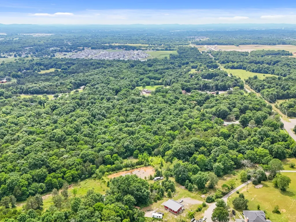 4346 Veals Road Murfreesboro TN 37127
