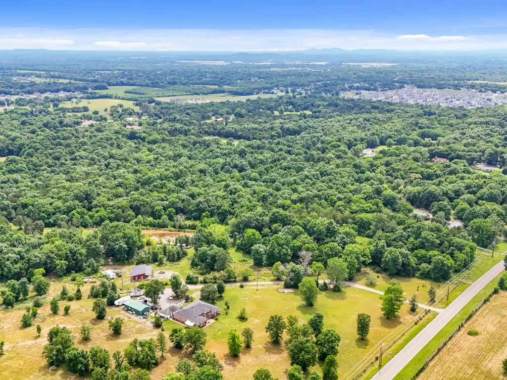 4346 Veals Road Murfreesboro TN 37127
