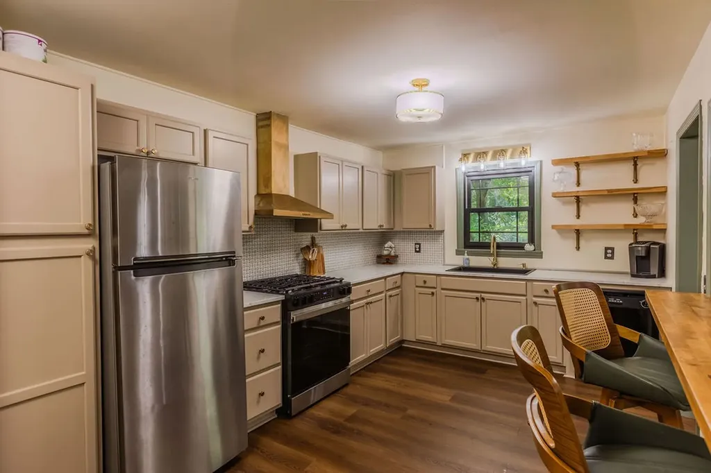 924 Spring Valley Road Mcminnville TN 37110