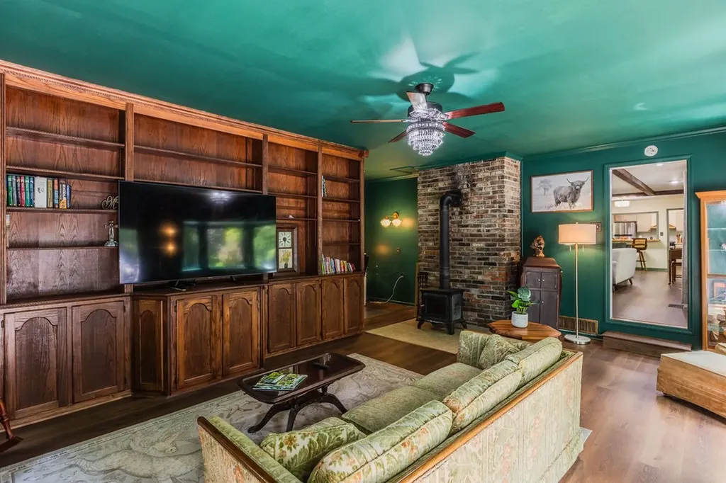 924 Spring Valley Road Mcminnville TN 37110
