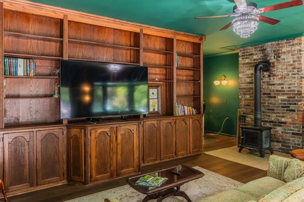 924 Spring Valley Road Mcminnville TN 37110