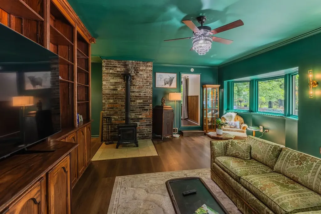 924 Spring Valley Road Mcminnville TN 37110