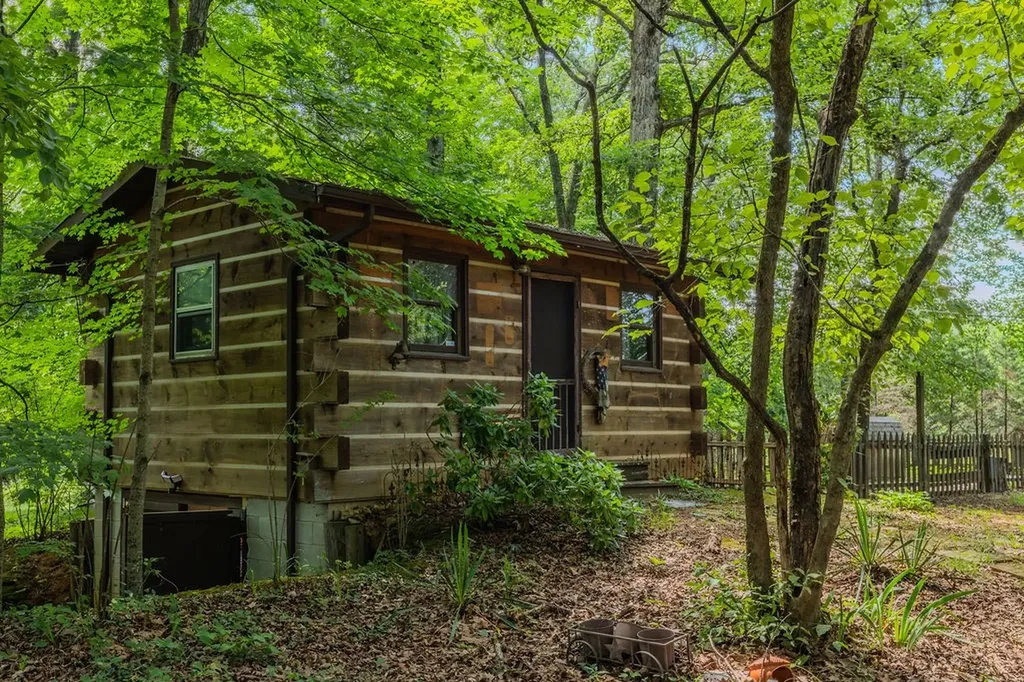 924 Spring Valley Road Mcminnville TN 37110