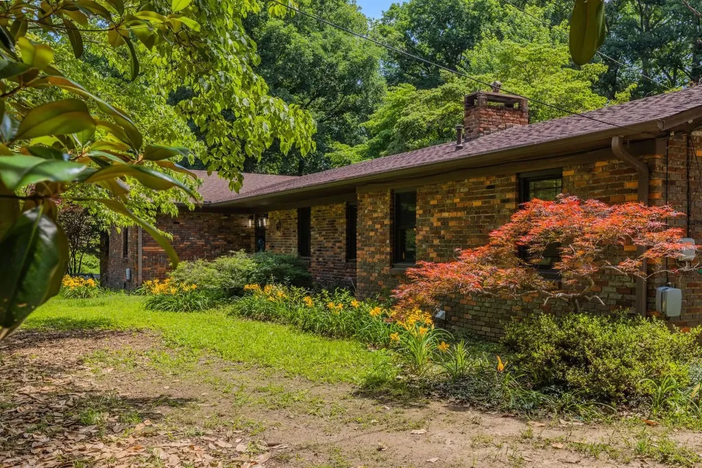 924 Spring Valley Road Mcminnville TN 37110