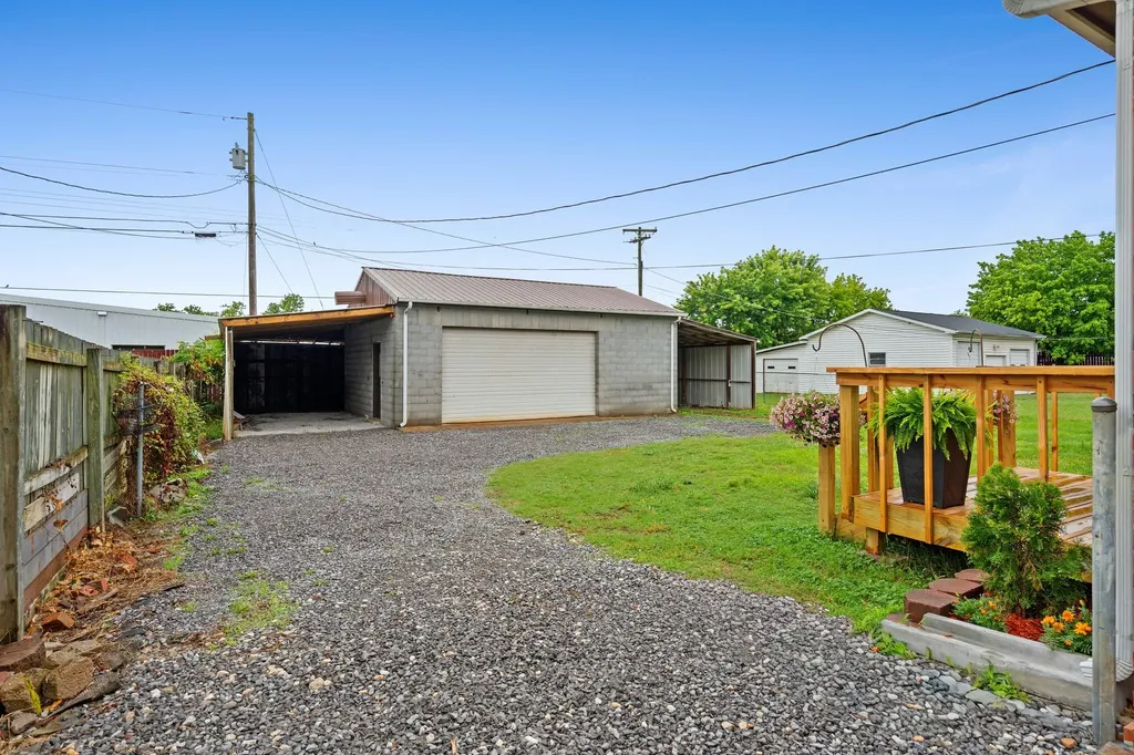 135 Barbara Avenue Gallatin TN 37066