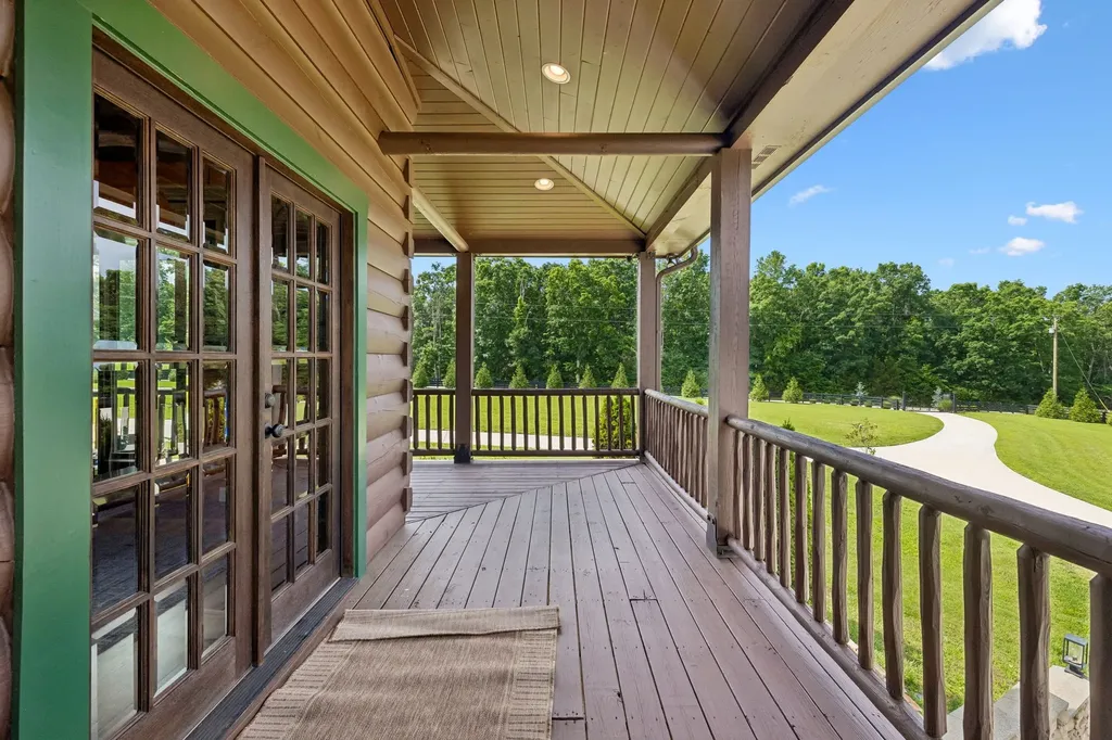 7341 Southern Road Fairview TN 37062