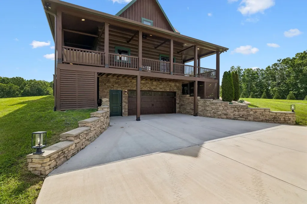 7341 Southern Road Fairview TN 37062