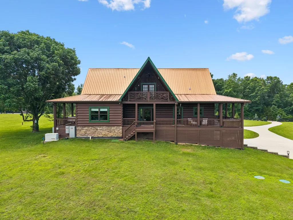 7341 Southern Road Fairview TN 37062