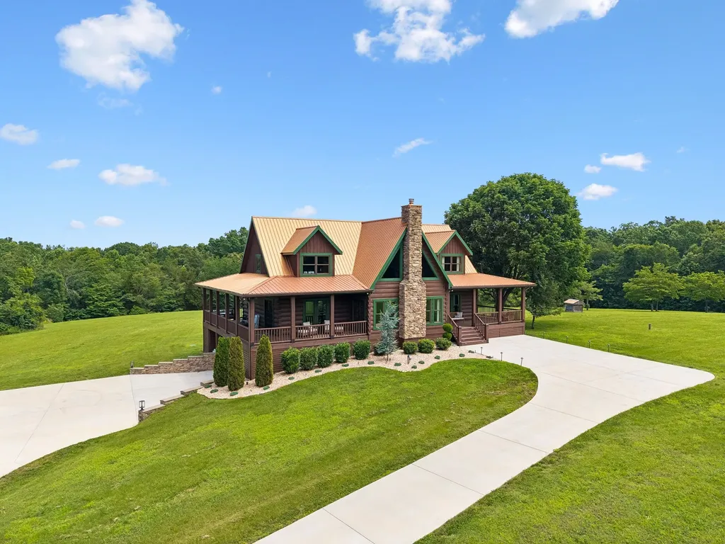 7341 Southern Road Fairview TN 37062