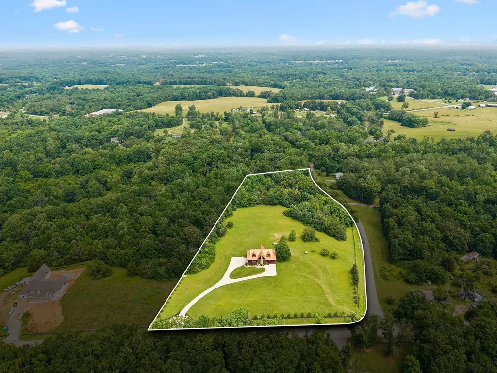 7341 Southern Road Fairview TN 37062