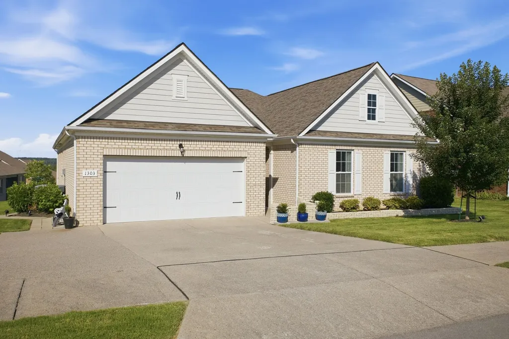 1303 Sylvan Park Drive Spring Hill TN 37174