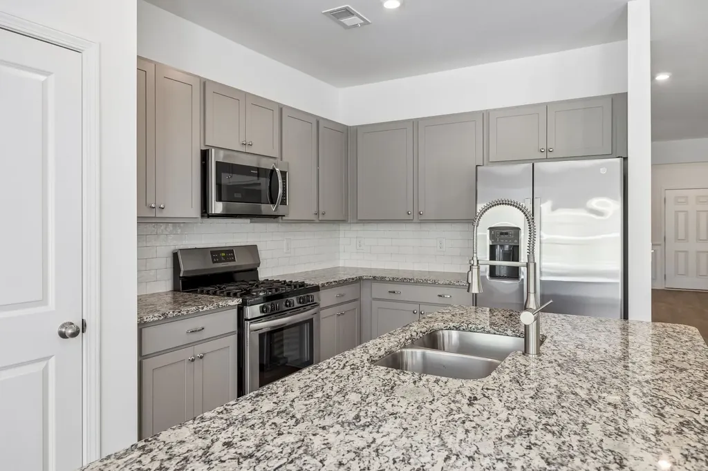 536 Morgan Meadows Way Columbia TN 38401
