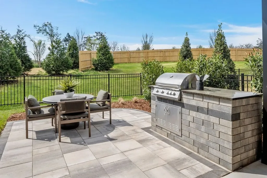 6161 Binns Lane Hermitage TN 37076