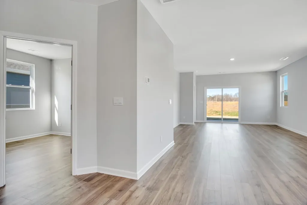 6642 Japonica Lane White House TN 37188