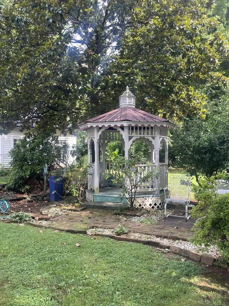 213 Pulaski Street Lawrenceburg TN 38464