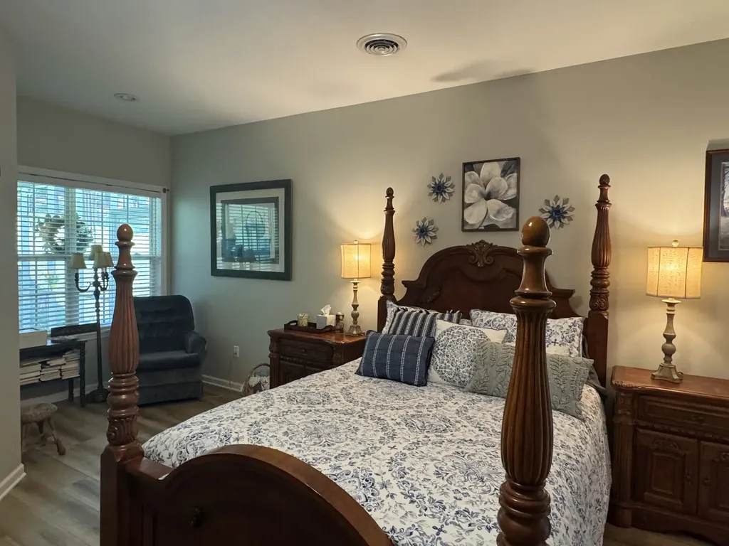 408 Village Circle Dickson TN 37055