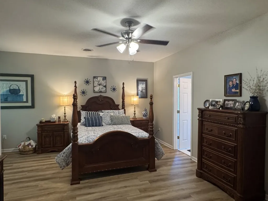 408 Village Circle Dickson TN 37055
