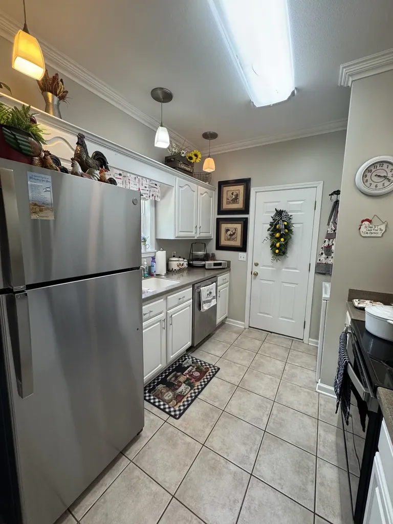 408 Village Circle Dickson TN 37055